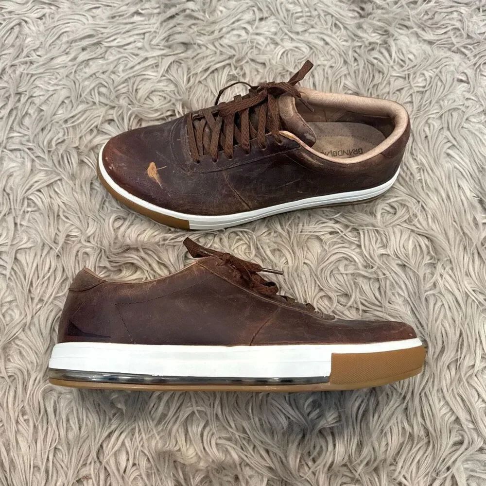 Brandblack leather sneakers size 11